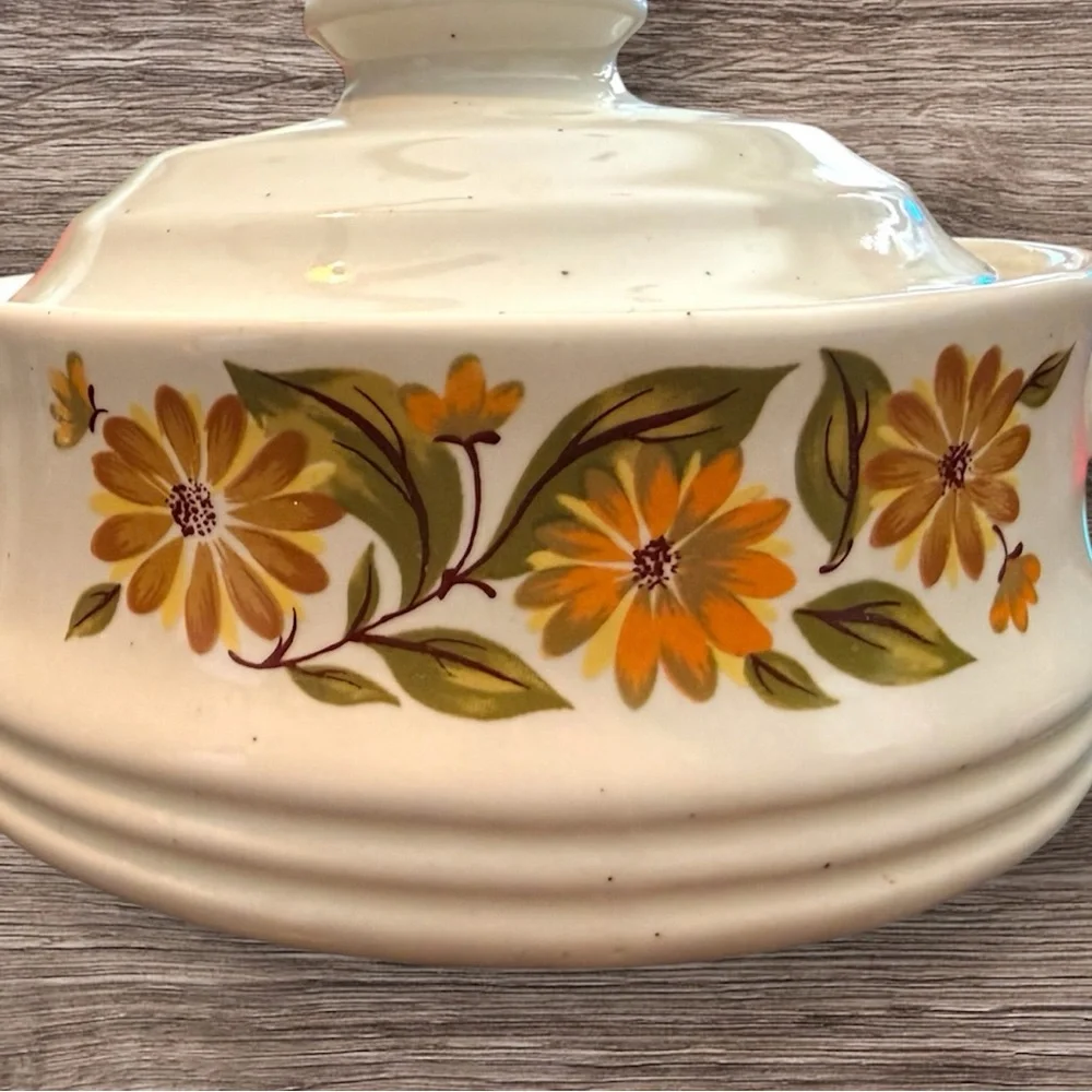 Vintage Capri Bake Serve'n Store Stoneware